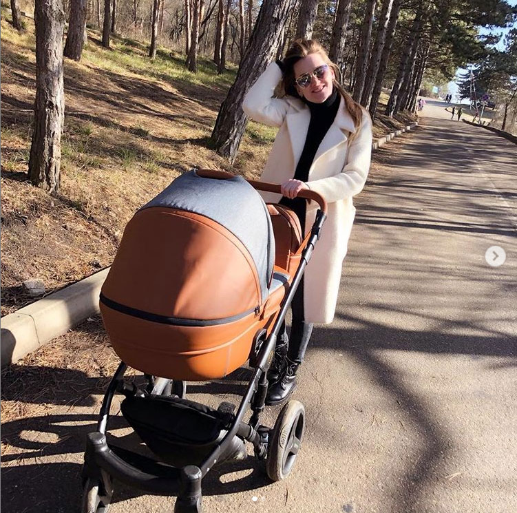 Krausman - Trona bebé Stone Plus Beige trona silla bebé multifuncional -  KRAUSMAN SPAIN - Silla de paseo Original de Alemania, sistema de viaje para  cochecito combinado, asiento de bebé, baño de
