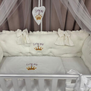 PEPPIbambini ROYAL White Terciopelo 11 Piezas Juego de Ropa de Cama para Cuna, 100% Algodón con bordado + Mosquitera - Imagen 4