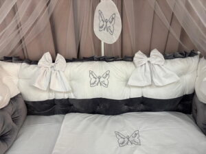 PEPPIbambini ROYAL White Grey Terciopelo 11 Piezas Juego de Ropa de Cama para Cuna, 100% Algodón con bordado + Mosquitera - Imagen 5