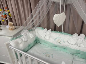 PEPPIbambini ROYAL White Mint Terciopelo 11 Piezas Juego de Ropa de Cama para Cuna, 100% Algodón con bordado + Mosquitera - Imagen 5
