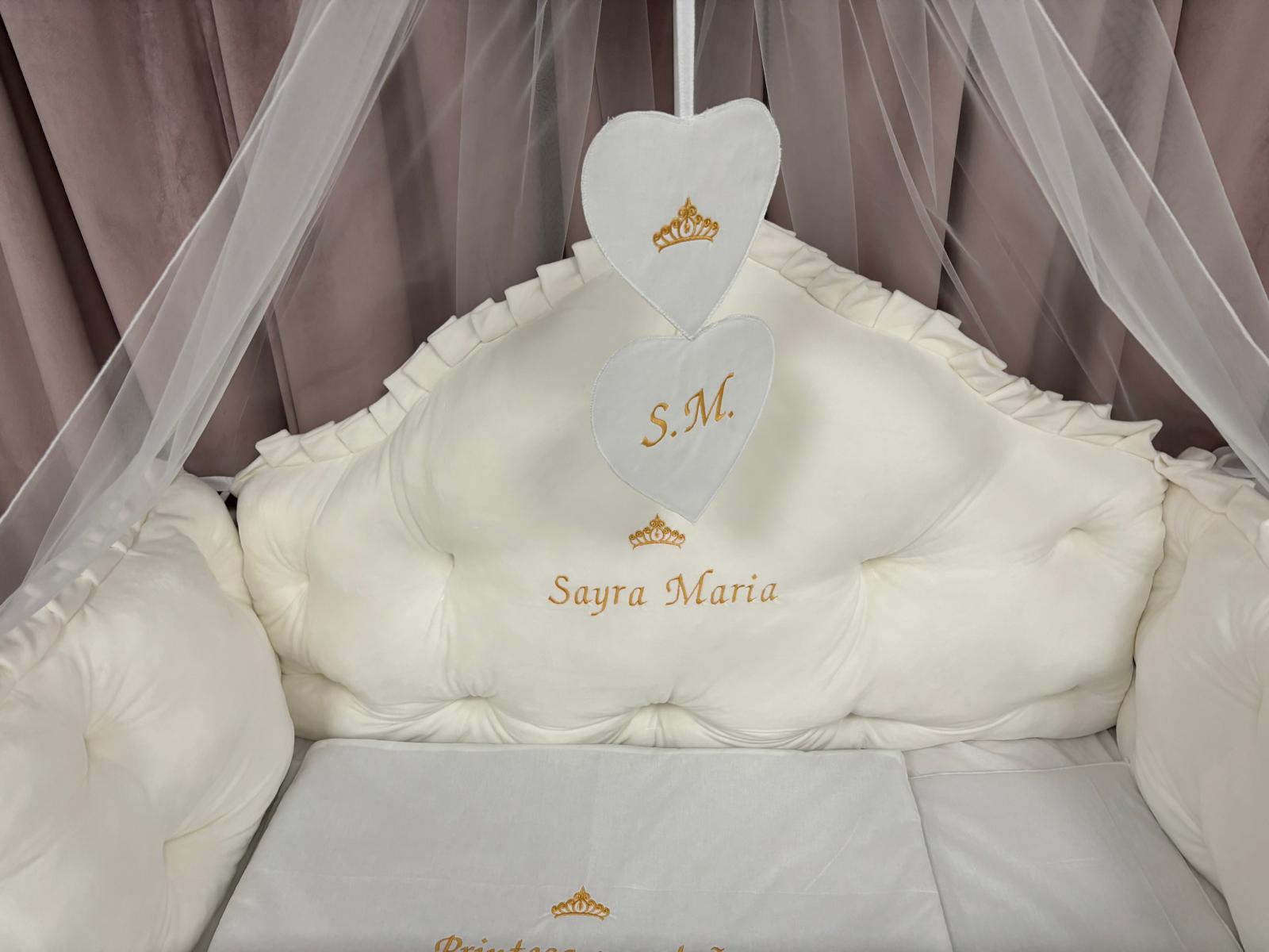 PEPPIbambini ROYAL White Terciopelo 11 Piezas Juego de Ropa de Cama para Cuna, 100% Algodón con bordado + Mosquitera - Imagen 3