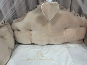 PEPPIbambini ROYAL Beige Terciopelo 11 Piezas Juego de Ropa de Cama para Cuna, 100% Algodón con bordado + Mosquitera - Imagen 2
